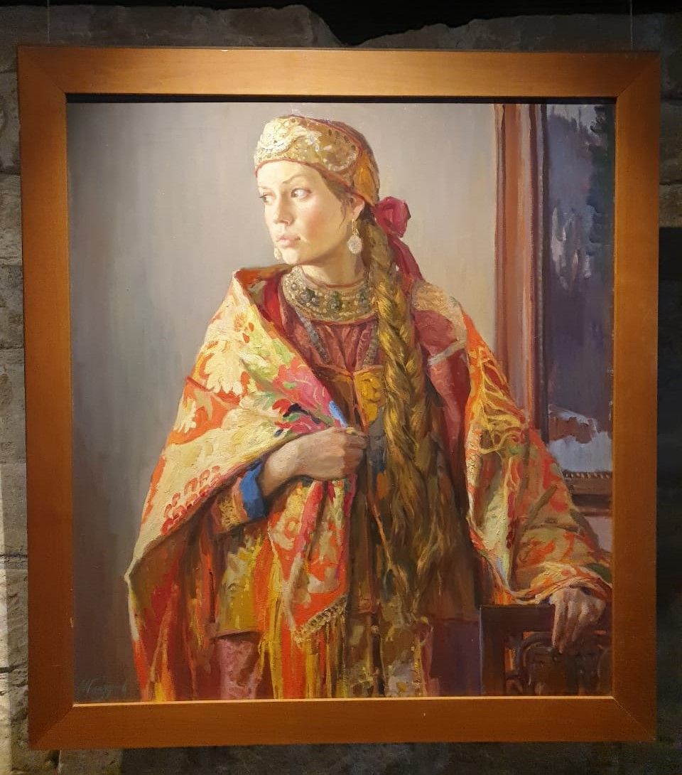 Иван Глазунов Девушка в каргопольсокм костюме. 2006 Холст, масло