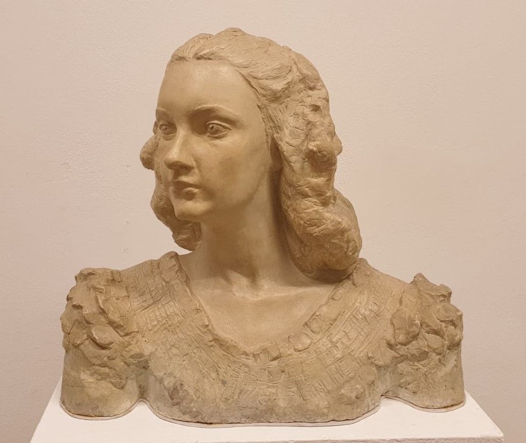 С.Т.Коненков Марфинька Портрет Марфы Максимовны Пешковой, внучки А.М.Горького 1949 гипс