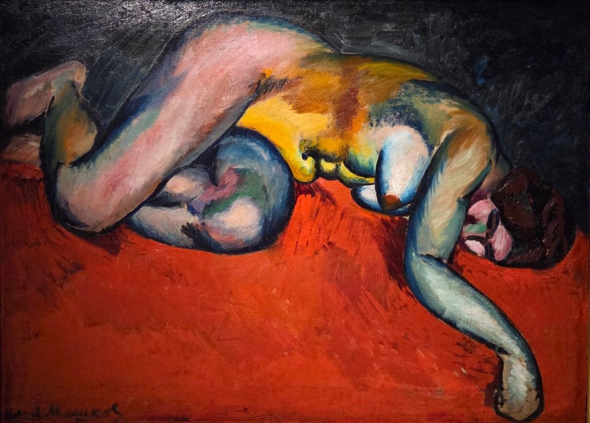 Илья Машков. Натурщица на красном фоне. Начало 1910-х. холст, масло
