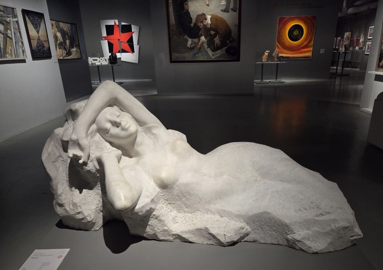 Екатерина Белашова-Алексеева. Рассвет 1967 мрамор