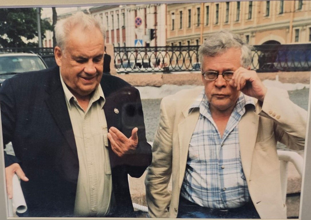 «Выставка, которая звучит: ожившие мелодии Андрея Петрова»